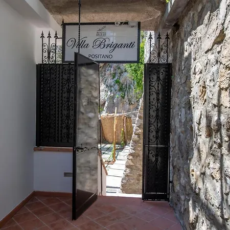 Briganti Seaview Terrace Couette-café