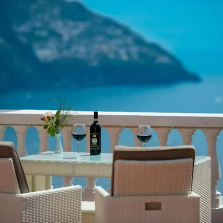 Briganti Seaview Terrace Bed & Breakfast 2*