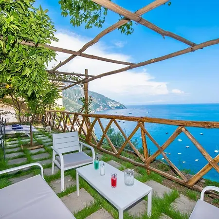 Briganti Seaview Terrace Positano