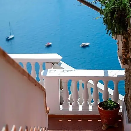 Briganti Bed & Breakfast 4*