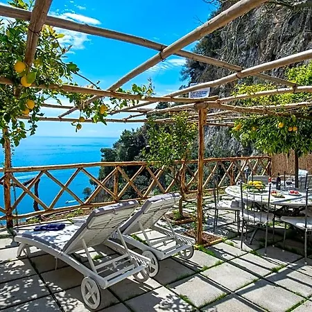 Briganti Bed & Breakfast 4*