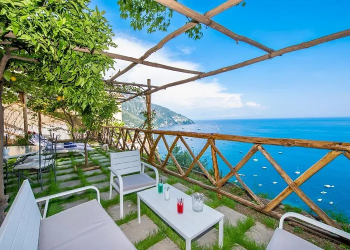 Briganti Seaview Terrace Positano