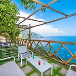 Briganti Seaview Terrace Positano